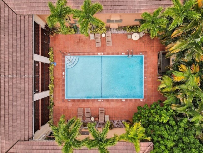 218 Santillane Ave in Coral Gables, FL - Building Photo - Building Photo