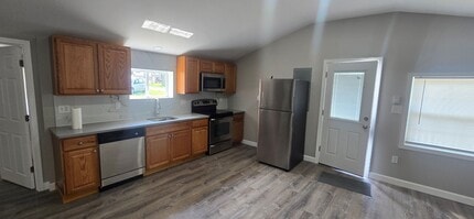 206 Azalea St in Kunkletown, PA - Building Photo - Building Photo