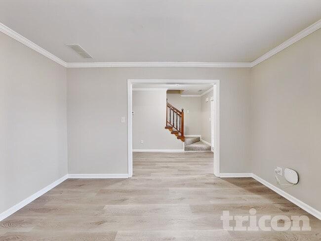 1503 Elena Dr in Mcdonough, GA - Foto de edificio - Building Photo