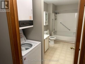 217 Sarah Ct in Shelburne, ON - Building Photo - Building Photo