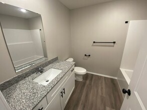 3412 W McCanse St in Springfield, MO - Building Photo - Building Photo