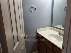 1113 Crowne Pointe Dr in Elizabethtown, KY - Building Photo - Building Photo