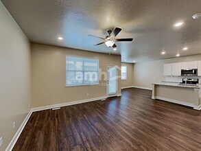 4427 N Morgan Way in Eagle Mountain, UT - Foto de edificio - Building Photo