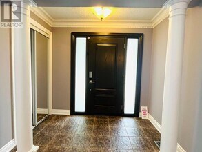 5256 Rome Crescent in Burlington, ON - Building Photo - Building Photo