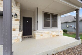 10679 Penelope Way in Converse, TX - Building Photo - Building Photo