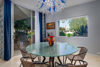 449 Desert Lakes Dr in Palm Springs, CA - Building Photo - Building Photo