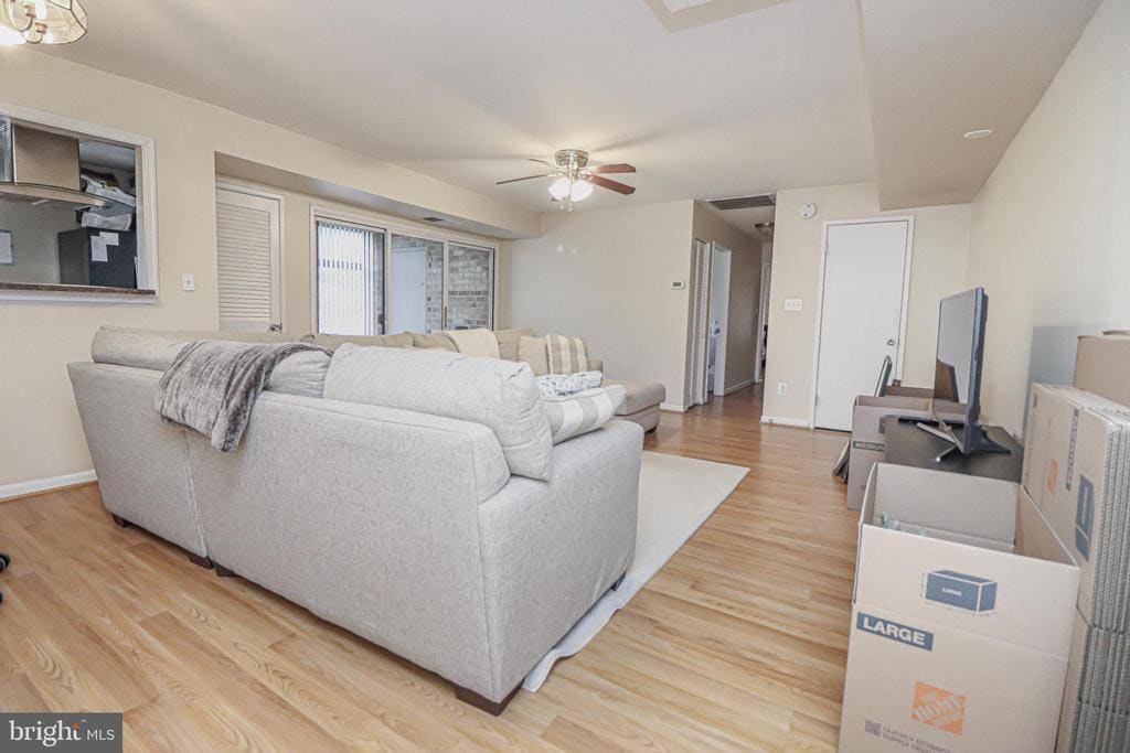 5478 Cedar Ln in Columbia, MD - Building Photo