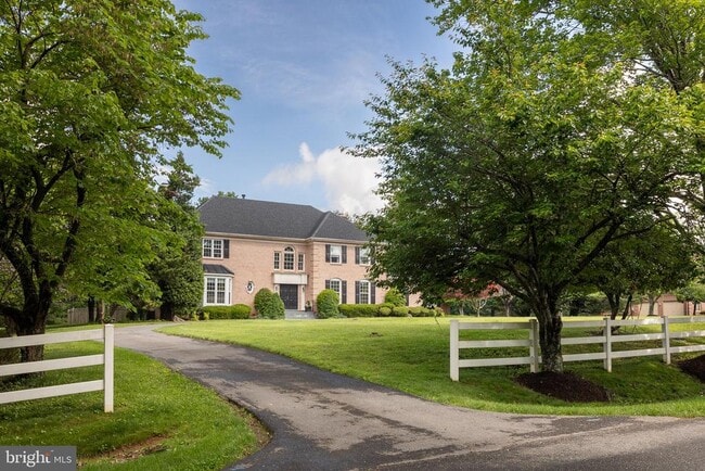 property at 8809 Saunders Ln