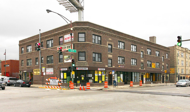 516-526 S Laramie in Chicago, IL - Foto de edificio - Building Photo