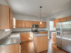 3813 Pyrite Dr in Orlando, FL - Building Photo - Building Photo
