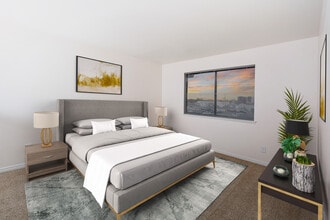 Shadowbrook Apartments in West Valley City, UT - Foto de edificio - Building Photo