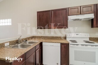 148 N Ridgewood Ave in Daytona Beach, FL - Building Photo - Building Photo