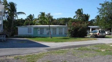 76180 Overseas Hwy in Islamorada, FL - Building Photo - Building Photo