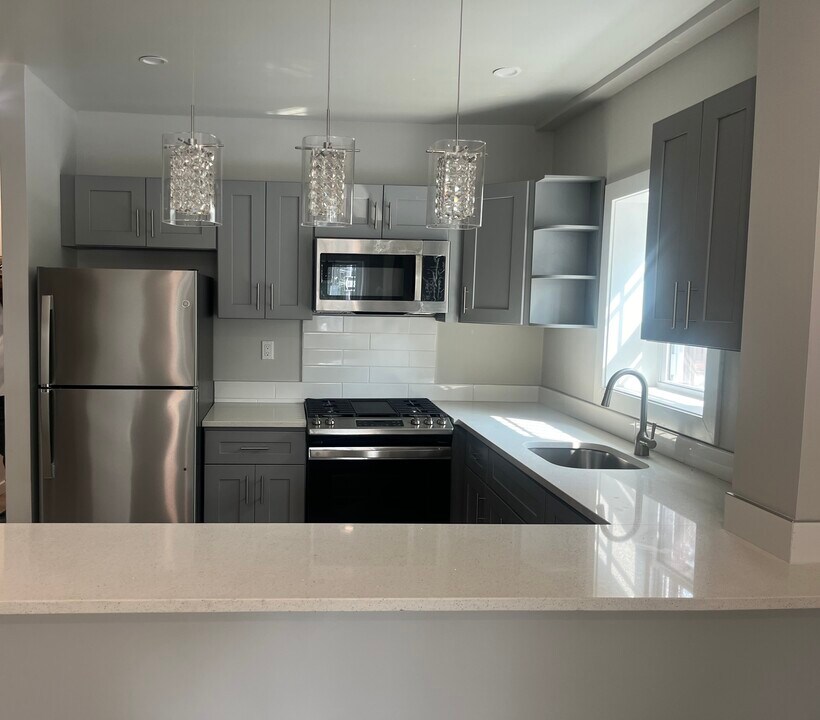 1019 Sutter Ave in Brooklyn, NY - Building Photo