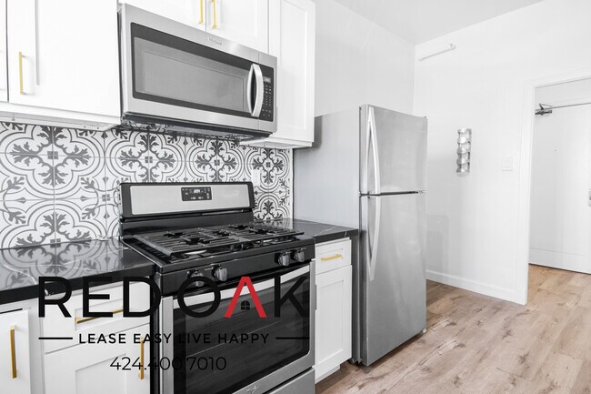 2505 W 6th St in Los Angeles, CA - Building Photo - Building Photo