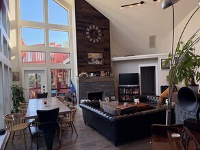 2413 Crazyhorse Pass in Austin, TX - Building Photo - Building Photo