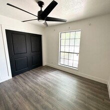 5301 Sooner Trail NW in Albuquerque, NM - Building Photo - Building Photo