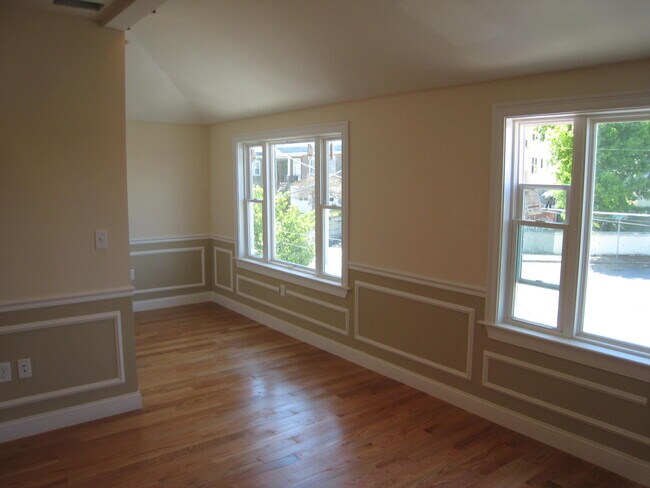 property at 614 Main St