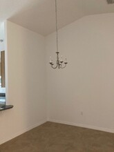 21 Wood Arbor Ln in Palm Coast, FL - Building Photo - Building Photo