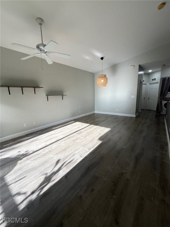 4109 Bellasol Cir in Ft. Myers, FL - Building Photo - Building Photo