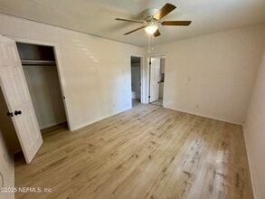2834 College St in Jacksonville, FL - Building Photo - Building Photo