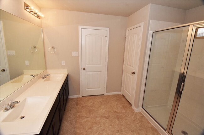 property at 3015 Dripping Springs Ct