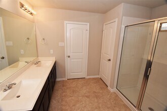 3015 Dripping Springs Ct in Katy, TX - Building Photo - Building Photo