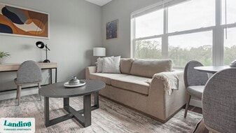 1010 Enclave Blvd in Edwardsville, IL - Building Photo