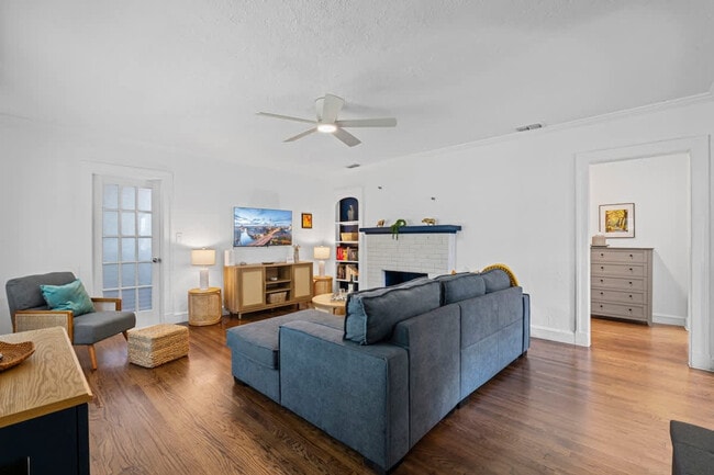 property at 2011 Belote Pl