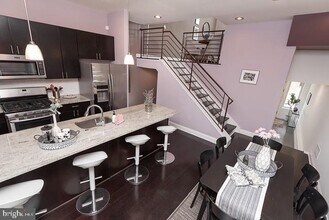 1357 N Mascher St in Philadelphia, PA - Building Photo - Building Photo