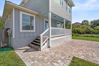 302 Twelvth St in St. Augustine, FL - Building Photo - Building Photo