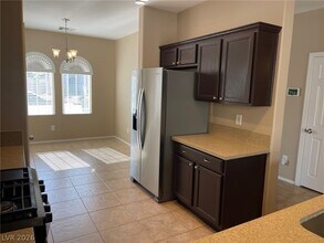5124 Amethyst Creek Ct in Las Vegas, NV - Building Photo - Building Photo
