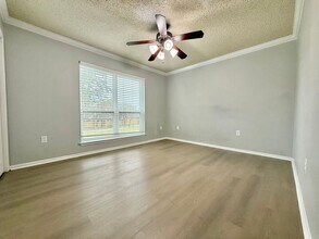 8155 Jefferson Hwy in Baton Rouge, LA - Building Photo - Building Photo