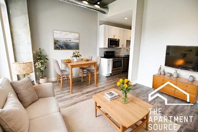 property at 3833 N Broadway