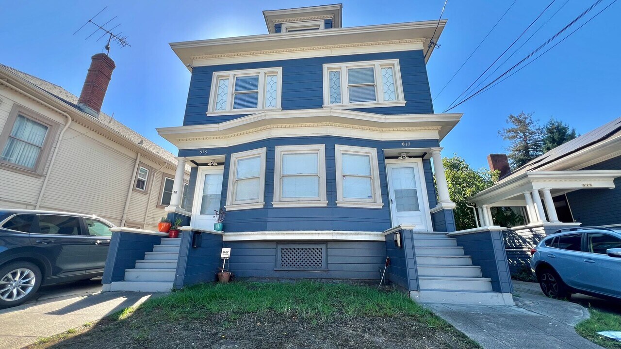 817 54th St in Oakland, CA - Building Photo