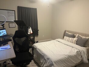 5524 Sweetgum Cir in Columbia, MO - Foto de edificio - Building Photo