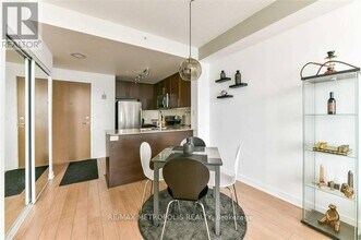 3985 Grand Park Dr in Mississauga, ON - Building Photo - Building Photo