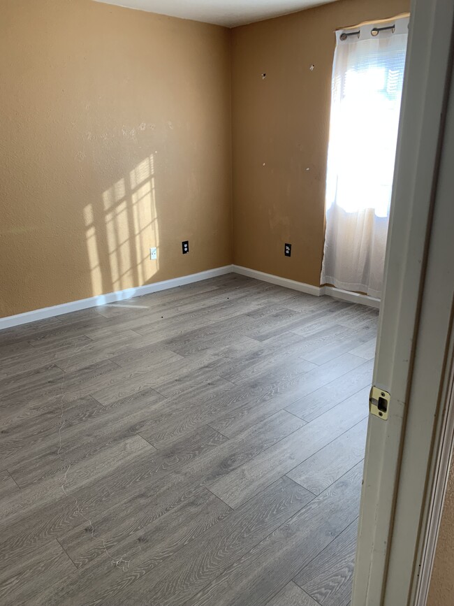 property at 965 Weeping Willow Ct