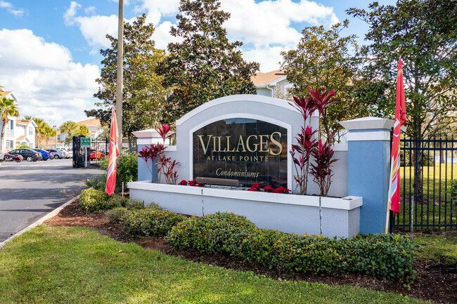 Villages at Lake Pointe in Orlando, FL - Building Photo - Building Photo