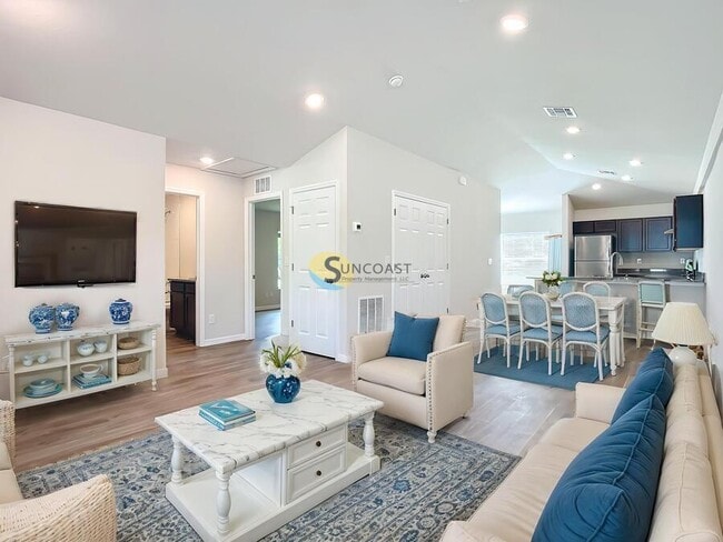 property at 2044 Hilton St