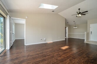 1142 Covington St in Oviedo, FL - Building Photo - Building Photo