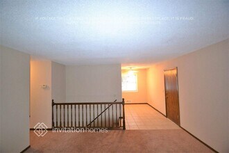 13222 Ferris Ave in Apple Valley, MN - Building Photo - Building Photo