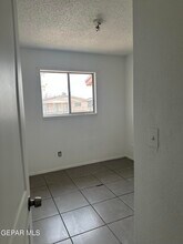 7828 West Dr in El Paso, TX - Building Photo - Building Photo