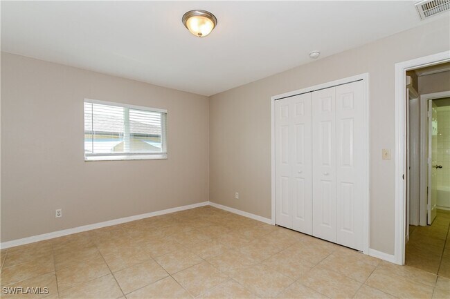 1322 SE 33rd Terrace in Cape Coral, FL - Building Photo - Building Photo