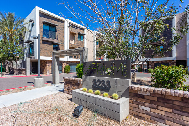 3233 N 70th St in Scottsdale, AZ - Foto de edificio - Building Photo