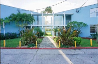55 Sea Park Blvd in Satellite Beach, FL - Building Photo - Building Photo