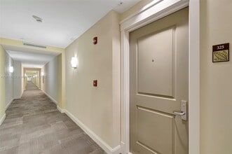 480 Hibiscus St in West Palm Beach, FL - Building Photo - Building Photo