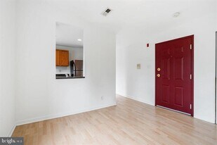 909 S 20th St in Philadelphia, PA - Building Photo