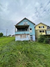 951 High St in Duquesne, PA - Building Photo - Building Photo