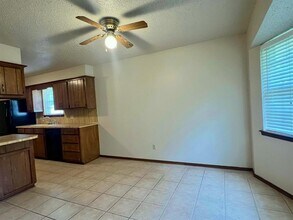 1329 NE 20th Pl in Moore, OK - Building Photo - Building Photo
